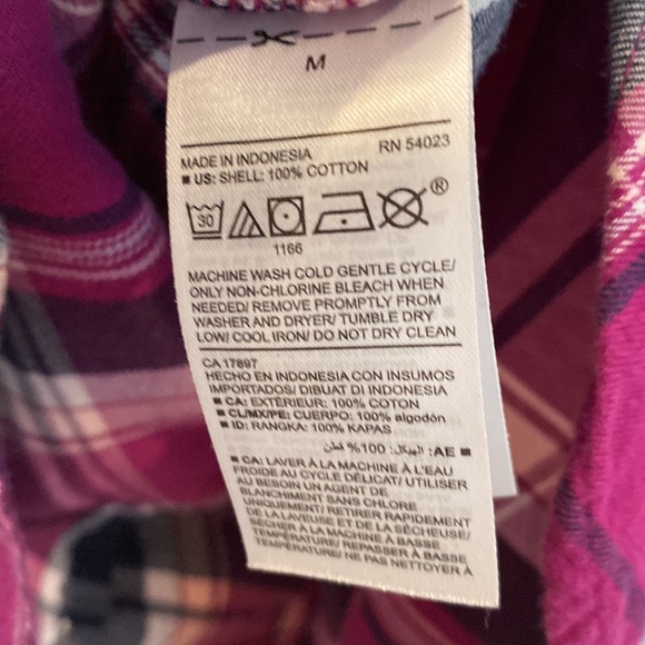 Old Navy ‘The Boyfriend Shirt’ - Picture 5 of 6